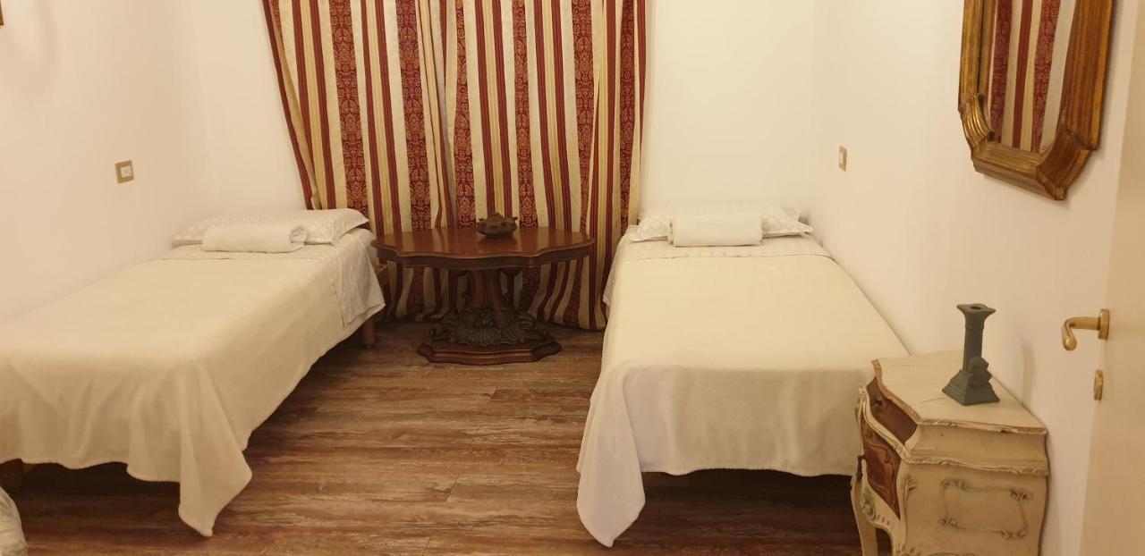 Guest house Romeo & Juliet Non-hotel *