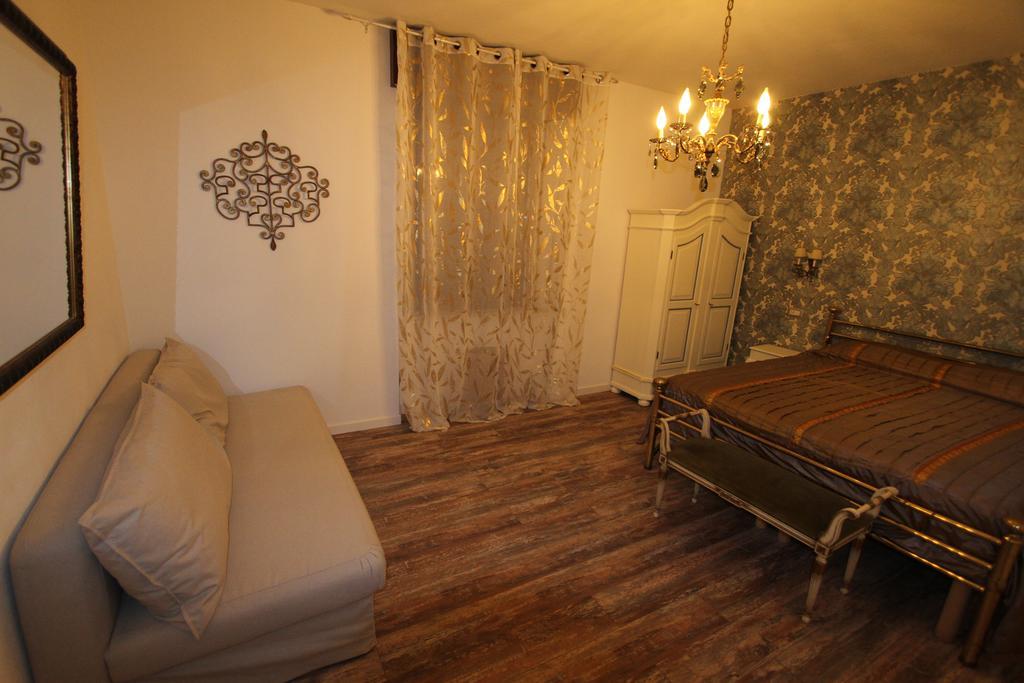 Romeo & Juliet Non-hotel Guest house *